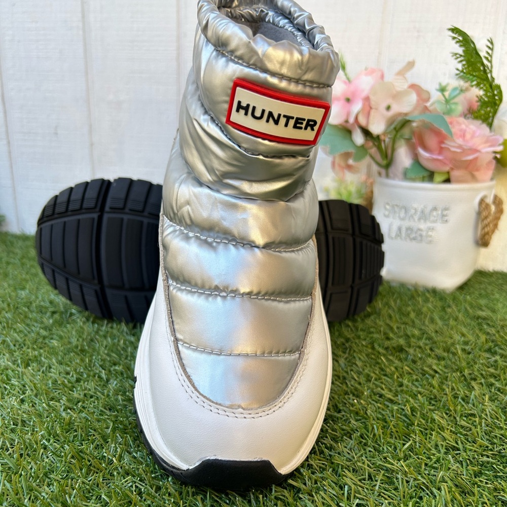 HUNTER WomenAnne Insulated Waterproof Snow Booties SILVER size 6 US NEW - Picture 9 of 16